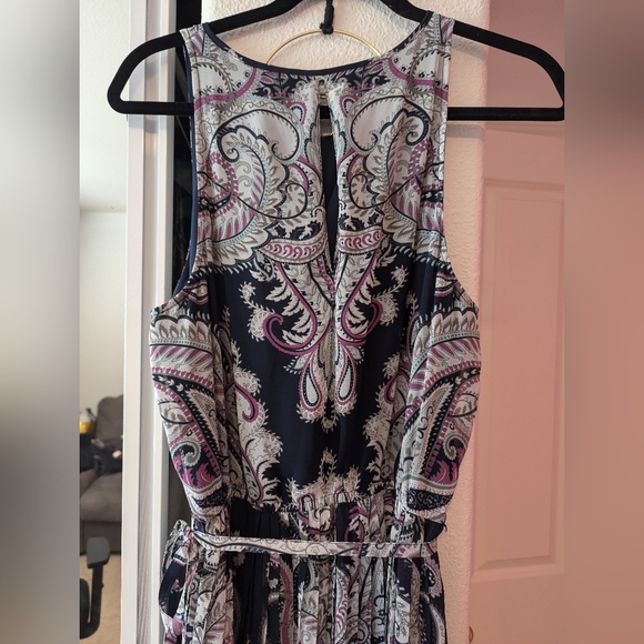 Banana Republic Pleated Paisley Maxi Dress - Picture 2 of 4